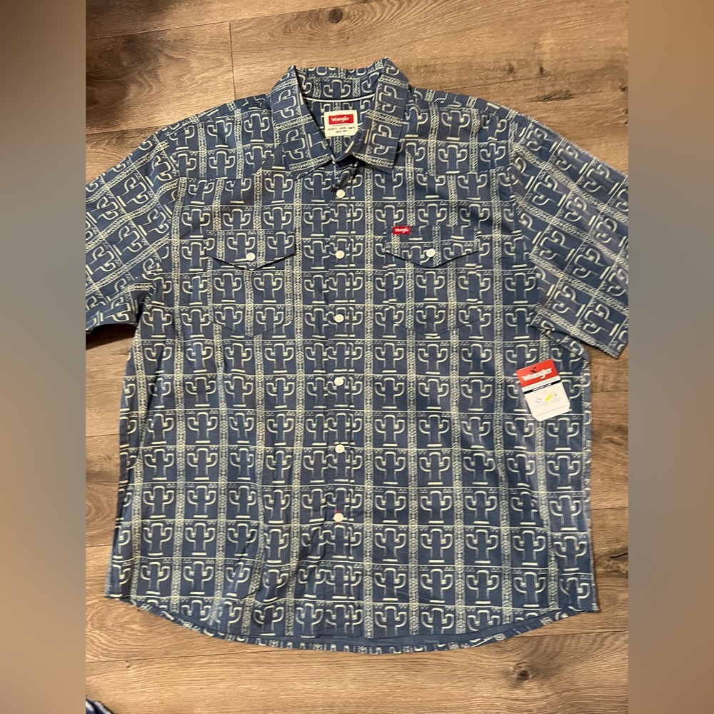 Wrangler Short Sleeve Button Shirt Size 2XL New